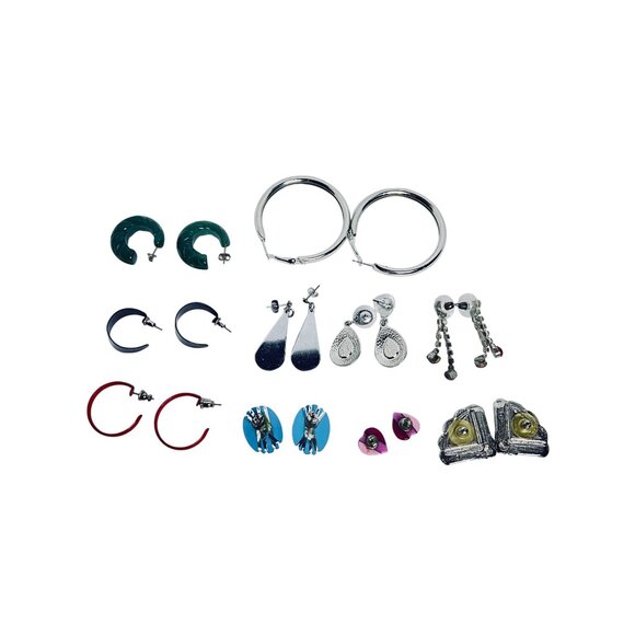 Lot Of 10 Silver Tone Pierced Earrings (6137) - Picture 5 of 5